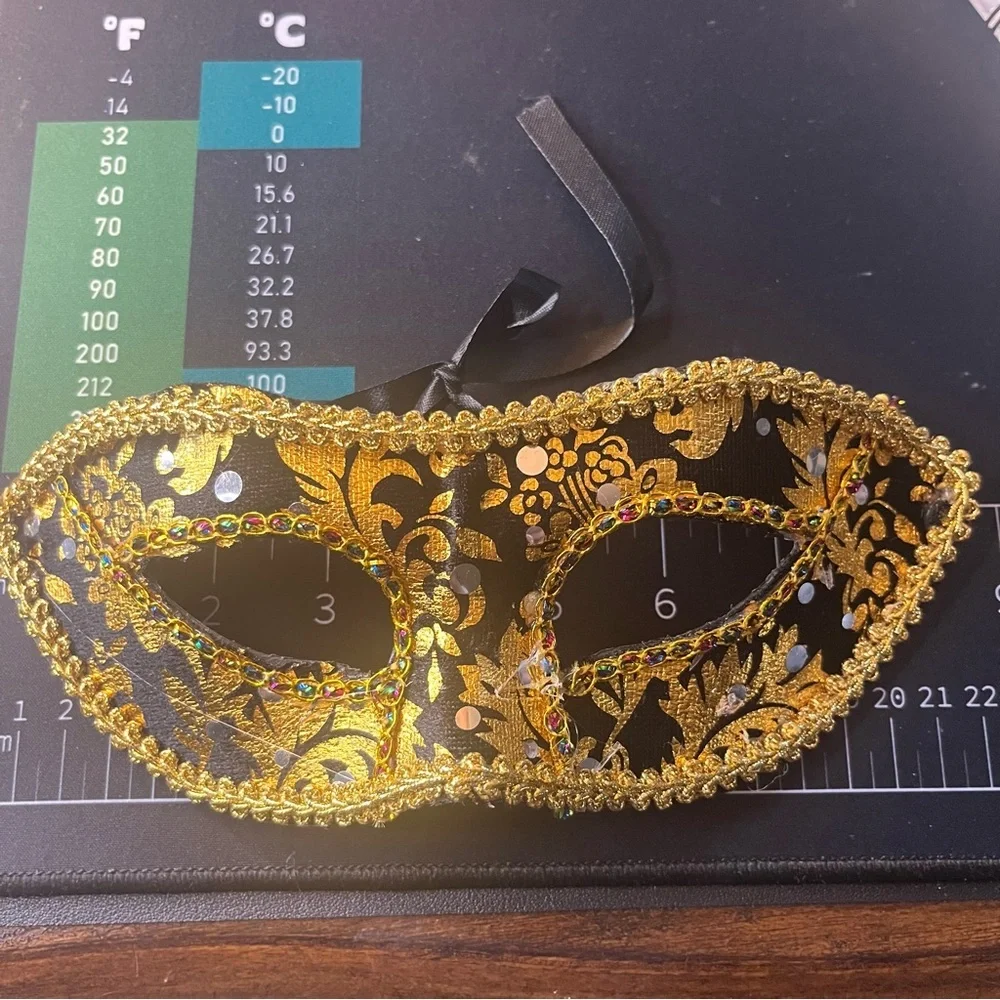 Gold Baroque Masquerade Eye Mask